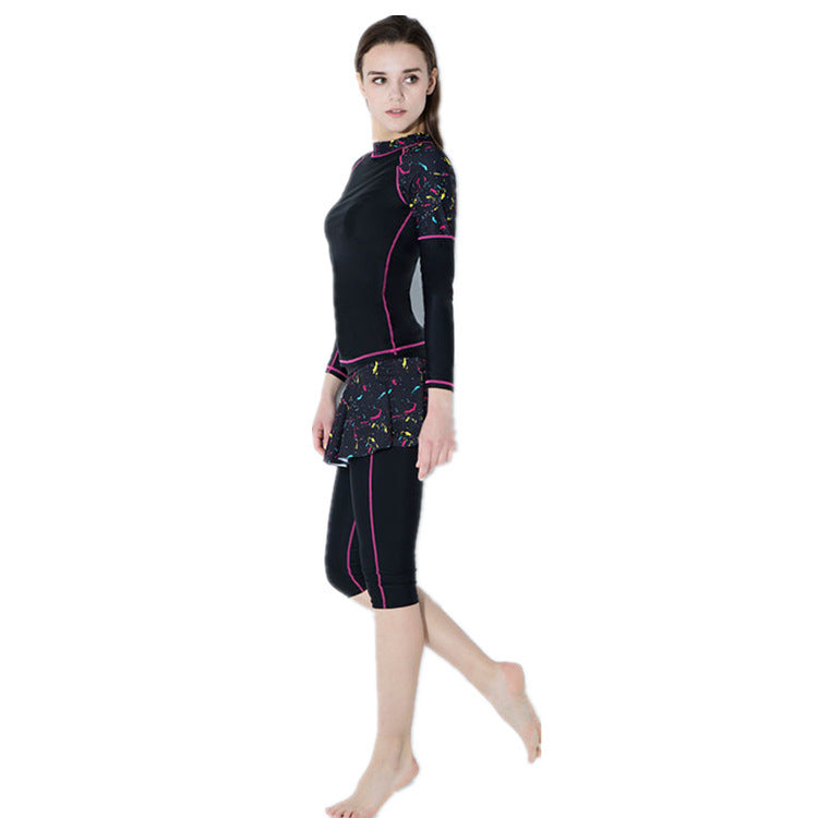 Women's wetsuit with long sleeves